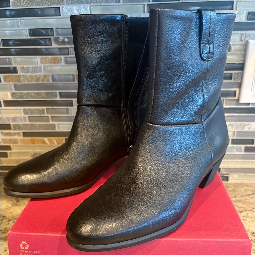 Womens Munro Tyler Ankle Boot - 8W - EUC